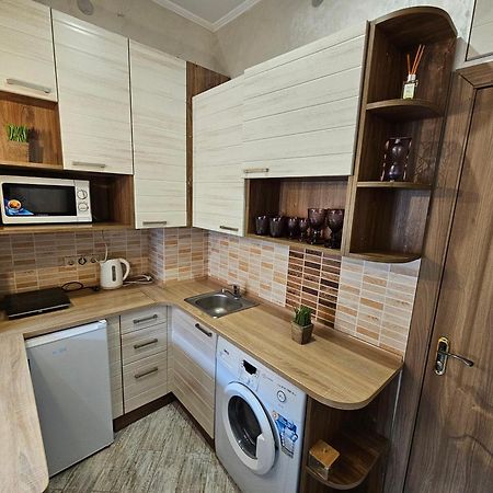 Apartment On Horodotska Street Lviv Exterior photo